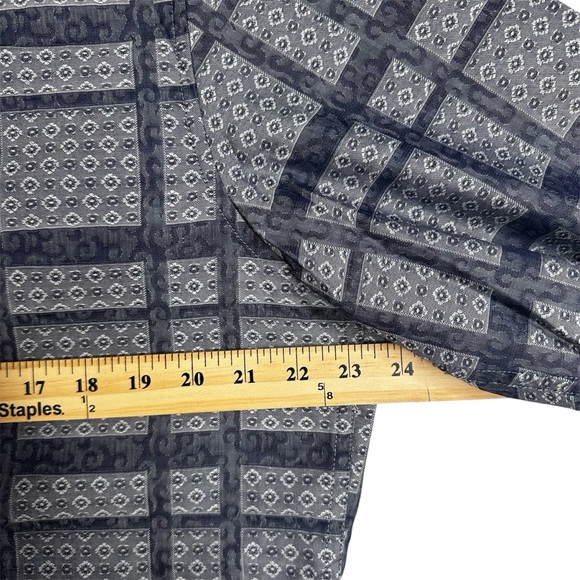 Robert Graham Men's Classic Fit Front Button Down Flip Cuffs Shirt Gray Size L - Picture 7 of 8